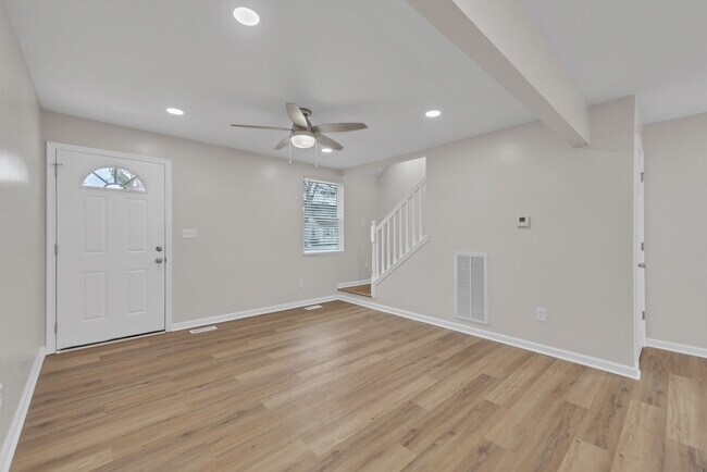 Foto del edificio - 8 E Preston St