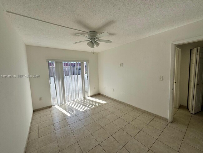 Foto del edificio - 6675 W 4th Ave