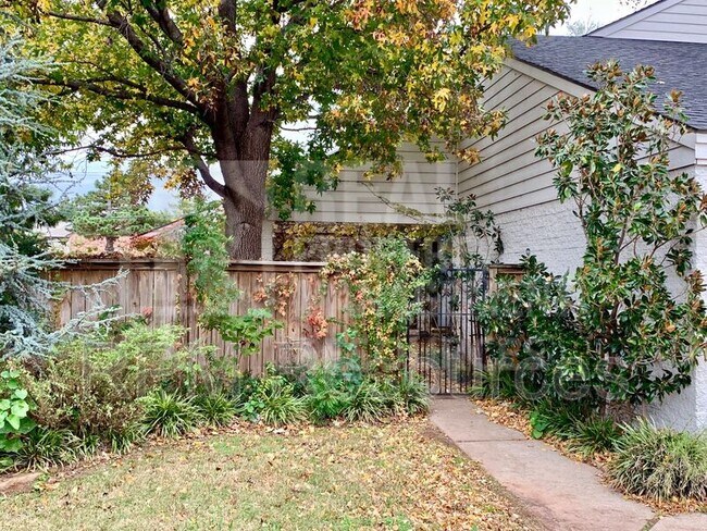 Building Photo - 12432 Acadia Ct