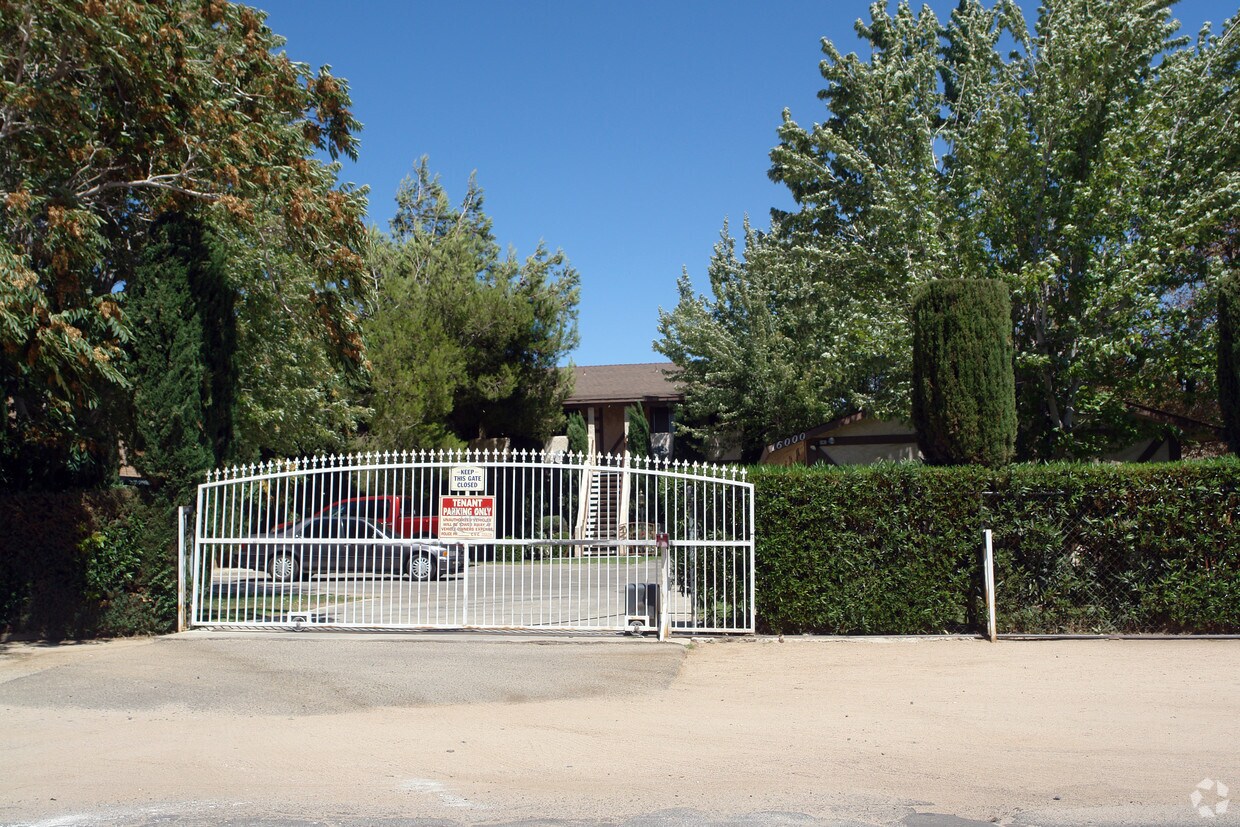 Foto del edificio - 16000 Olive St