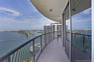 Building Photo - 1750 N Bayshore Dr