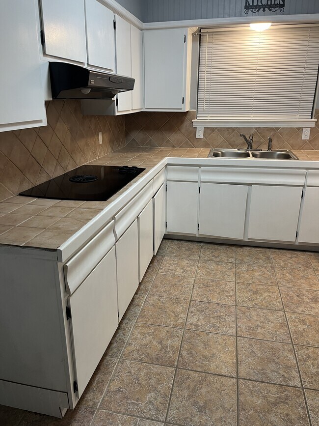 Foto del edificio - 2501 Havard Rd