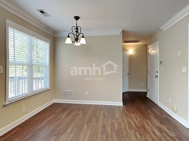 Foto del edificio - 224 Brooks Edge Dr