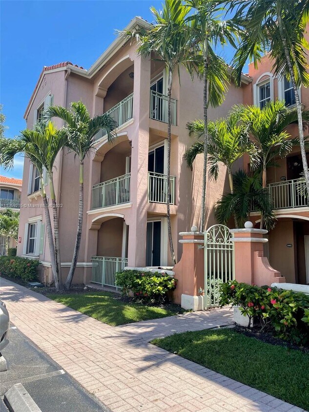 6520 NW 114th Ave Unit 1605, Doral, FL 33178 Condo for Rent in Doral, FL