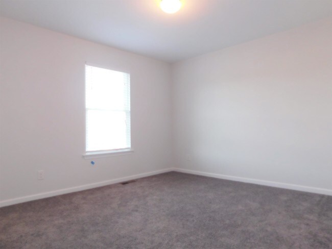 Foto del edificio - 37 Squire Cir