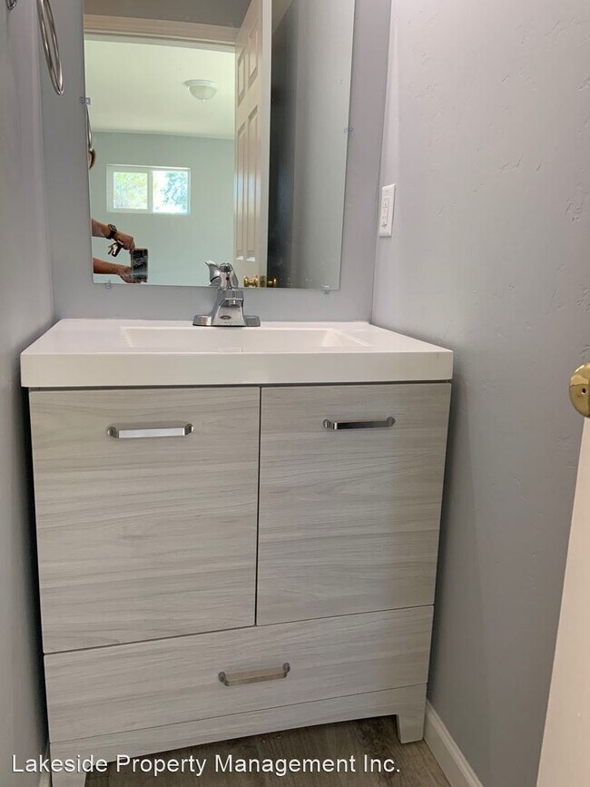 Building Photo - 3 br, 2 bath House - 2545 Orchard Avenue