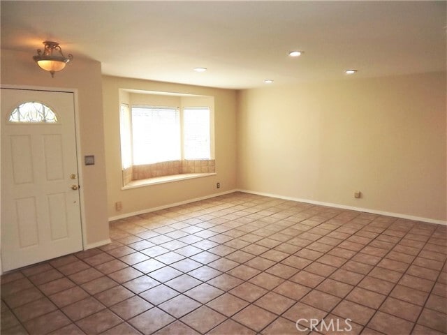 Building Photo - 545 E Vista Del Gaviota Ave