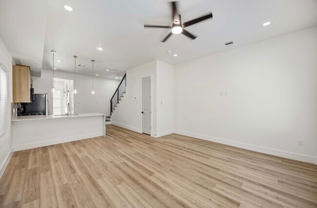 Foto del edificio - 7977 Angus St