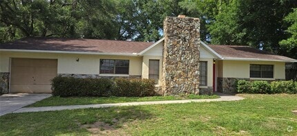 Building Photo - 5415 SE 28th St