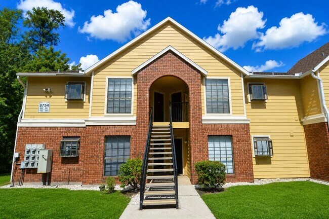 Foto del edificio - 8754 Mallard Reserve Dr