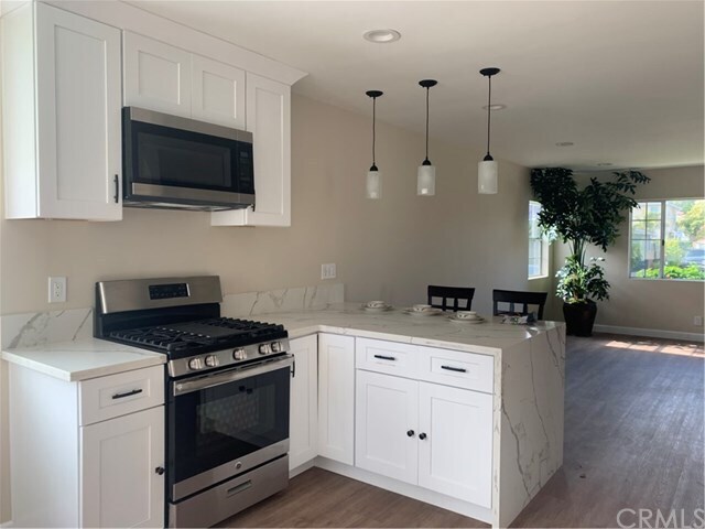 Building Photo - 2036 Lomita Park Pl