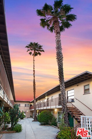 Foto del edificio - 310 Pasadena Ave