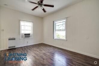 Building Photo - 423 N Coronado St