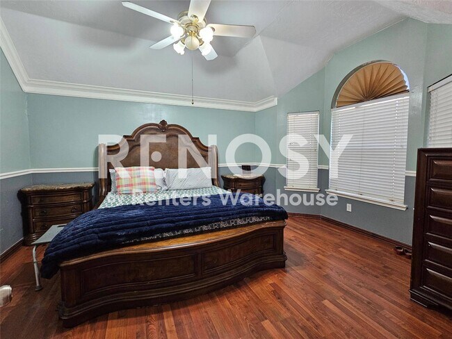Building Photo - 8807 Vista Springs Dr