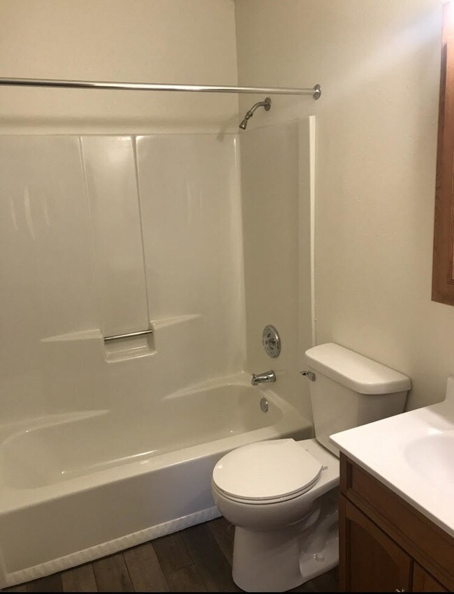 316 400 Monitor Apartments La Crosse Wi Apartments Com