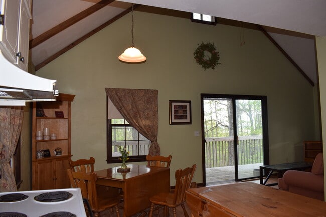 Photo - 220 Ridgeway Rd House