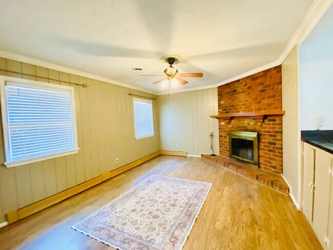 Foto del edificio - 7259 Walnut Grove Rd
