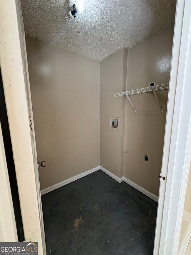 Foto del edificio - 720 Morningside Ln