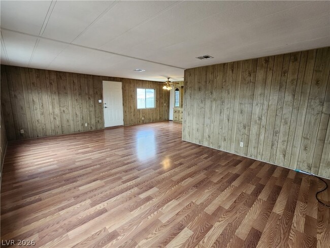 Building Photo - 1111 Hardy Ln