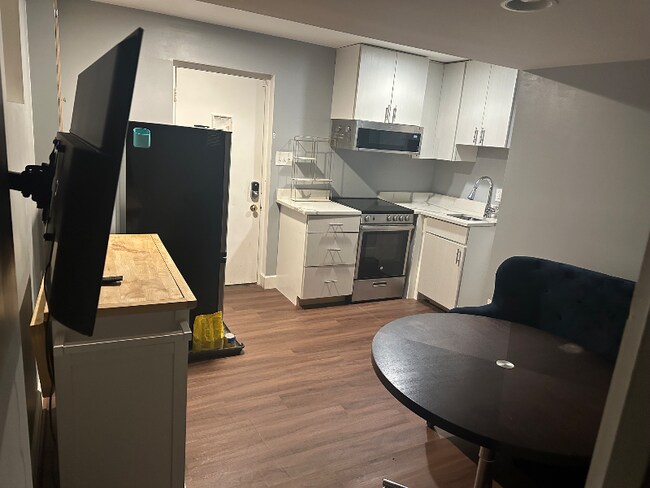 Foto del edificio - 7306 Glendora Ct