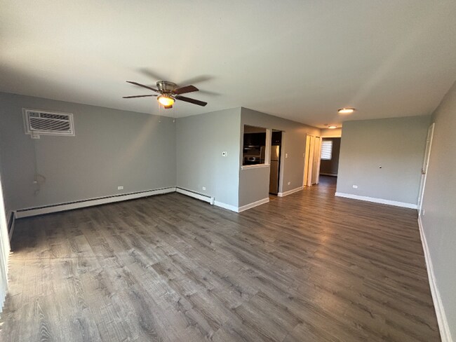Foto del edificio - 4542 Heartland Dr