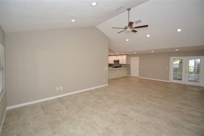 Foto del edificio - 17 Evansville Ln