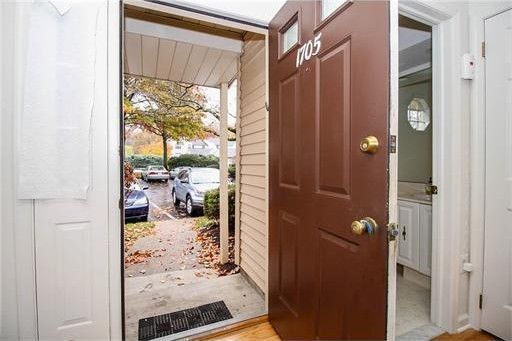 Foto del edificio - 1705 Timber Oaks Rd