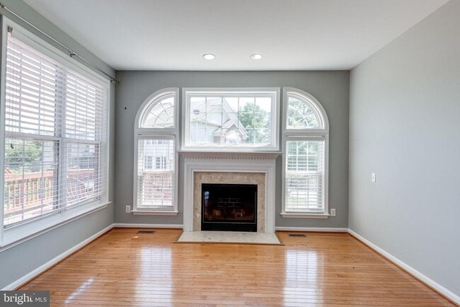 Foto del edificio - 43831 Chadwick Terrace