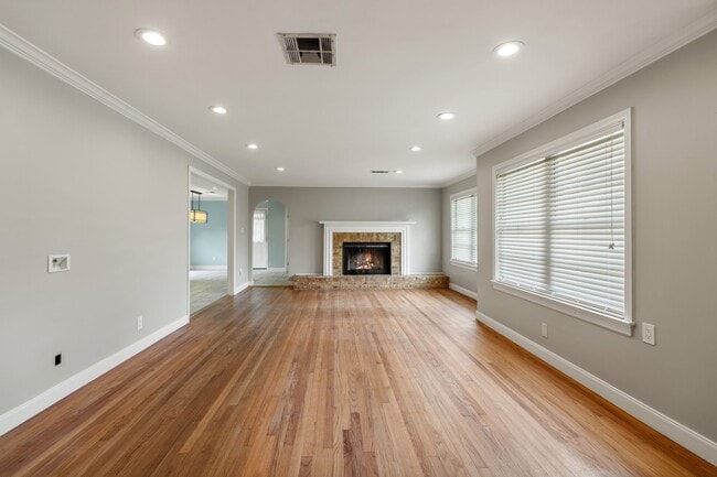 Foto del edificio - 9333 Walterville Rd