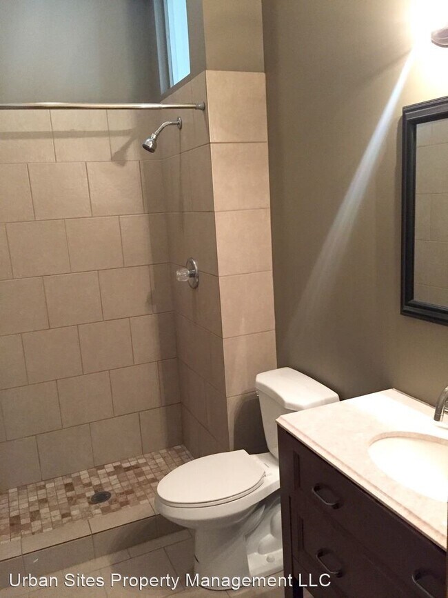 Foto del edificio - 1309-1311 Main St