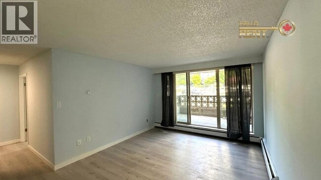 Building Photo - 9270-9270 Salish Ct