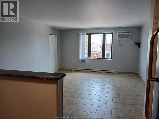 Photo du bâtiment - 1160 Howard Ave