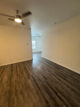 Interior Photo - Square 9