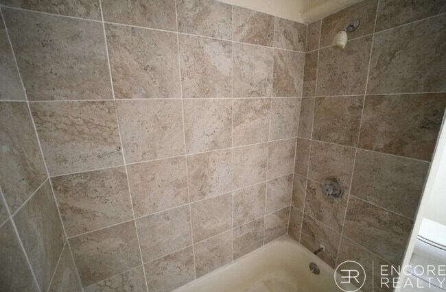 Foto del edificio - 1131 Commonwealth Ave