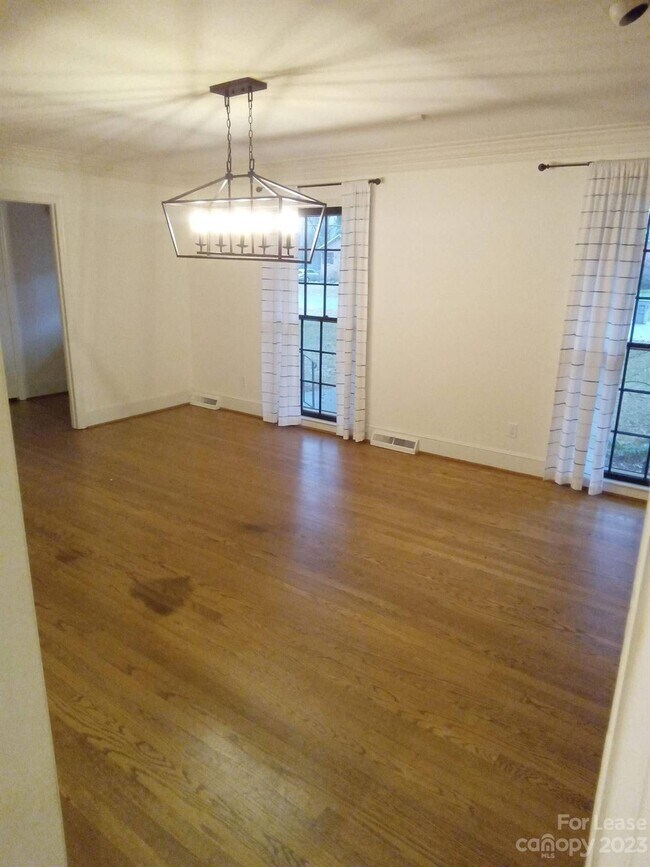 Foto del edificio - 5101 Allison Ave