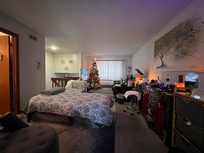 Foto del edificio - 509 E Lake Ave