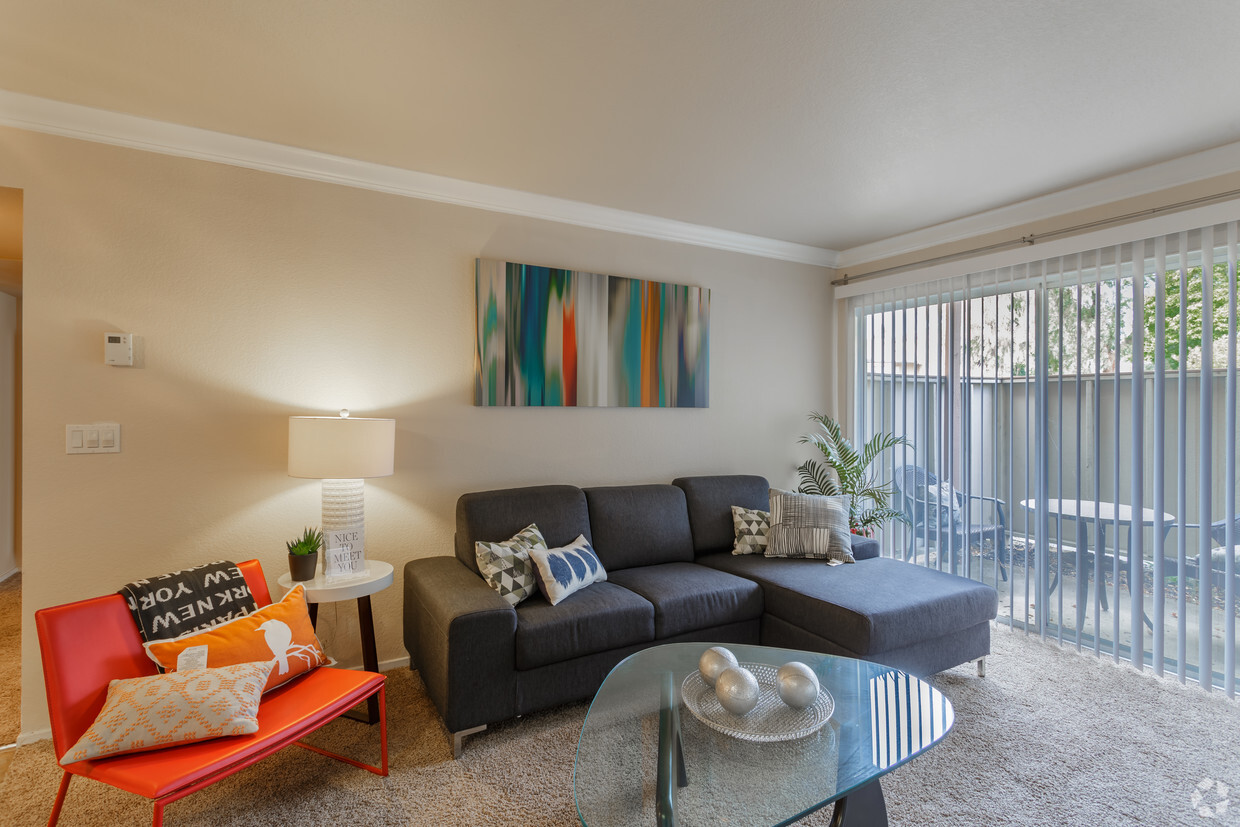 Model - Living Room - Carmel Pointe