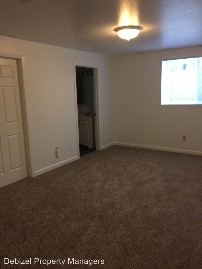 Building Photo - 5 br, 2 bath Apartment - 511 S. 35th