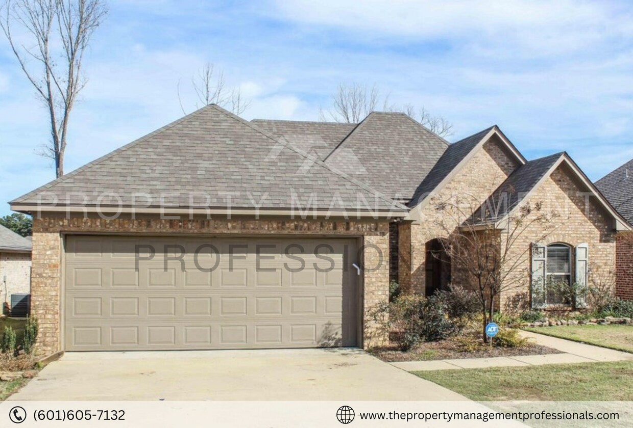 Primary Photo - Charming 3-Bedroom House on Greenfield Drive!