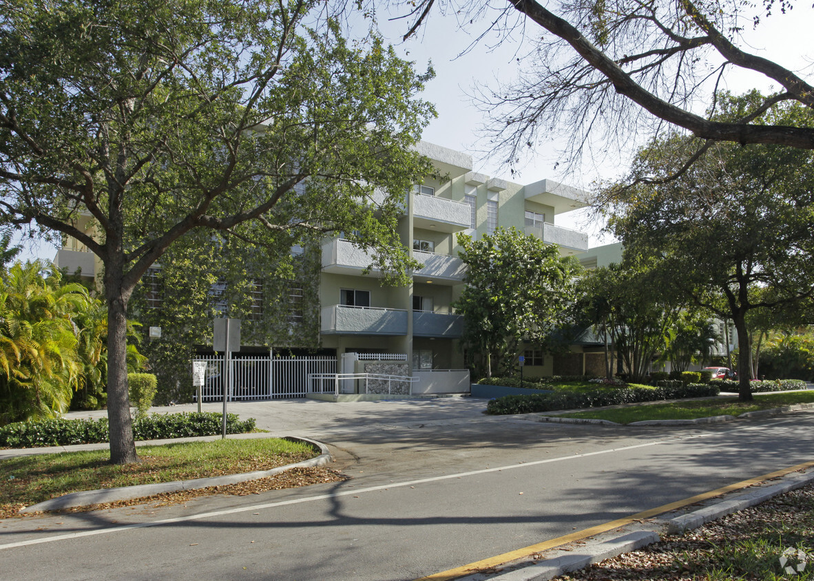 Foto del edificio - Alameda Garden Apartments