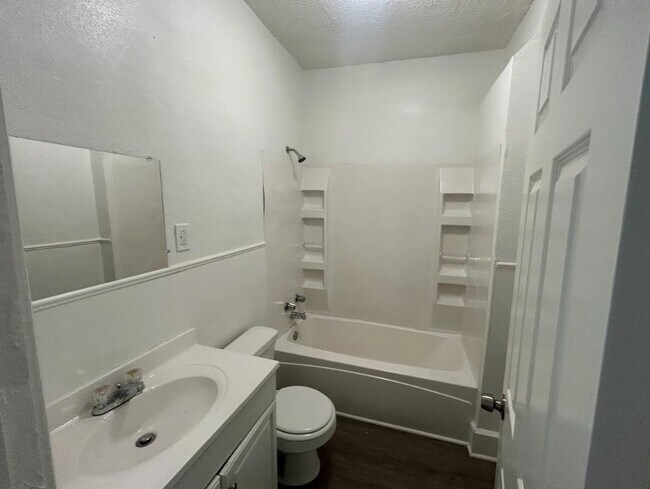 Foto del edificio - 2511 20th Place Ensley