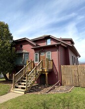 Building Photo - 418 E Monowau St