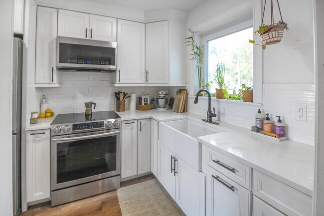 Foto del edificio - 8415 NW 12th Ave