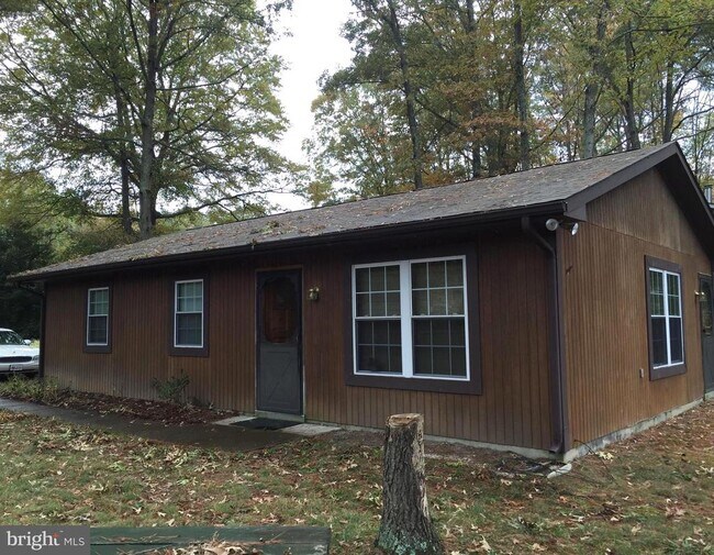 Building Photo - 37 Bayou Dr
