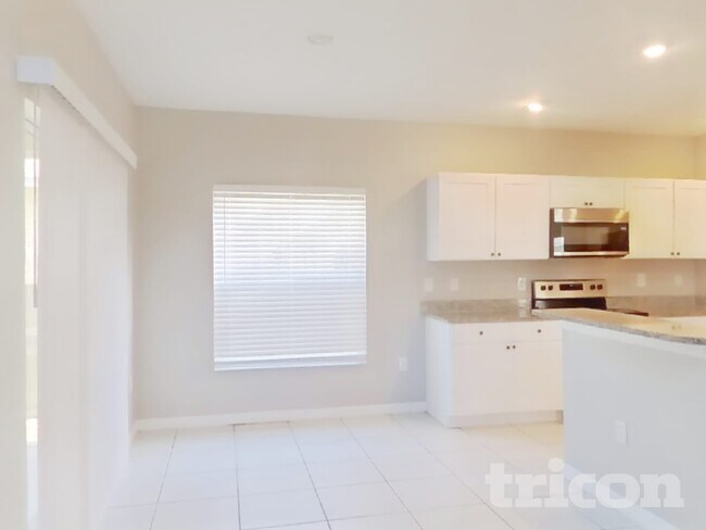 Foto del edificio - 1438 Delano Trent St