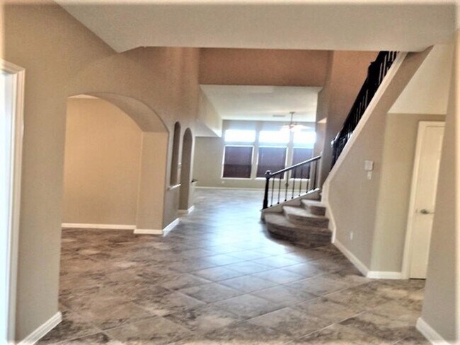 Building Photo - 16954 Langham Heights Ln