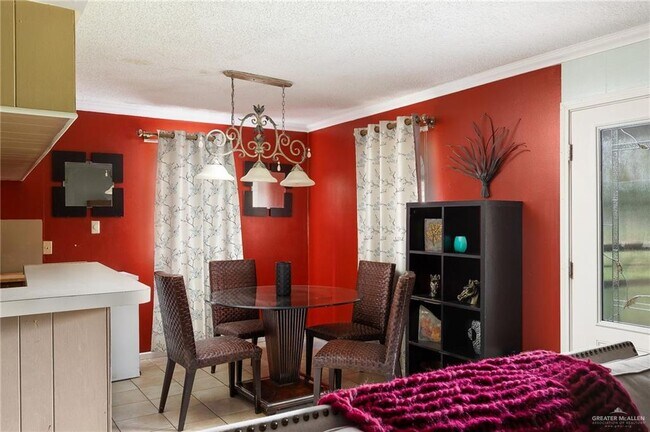 Foto del edificio - 10 Marinel Ln