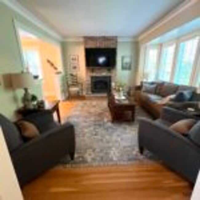 Building Photo - 4424 Gilliat St