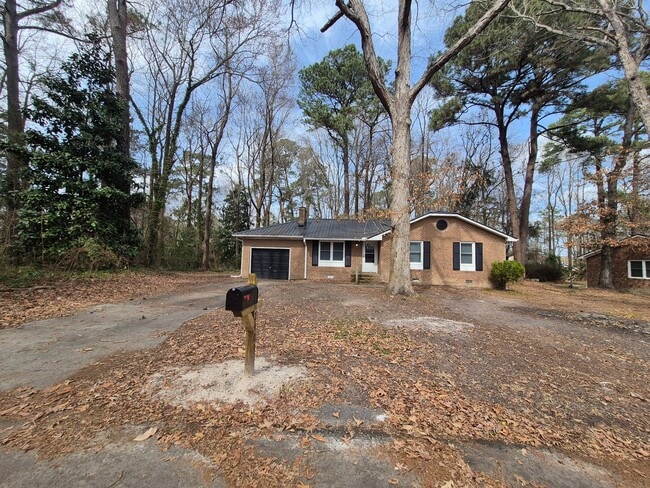 Photo - 2409 Amy Cir (Greenville, NC) House