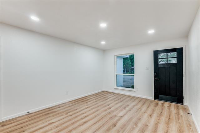 Building Photo - 5744 Macdougall Dr